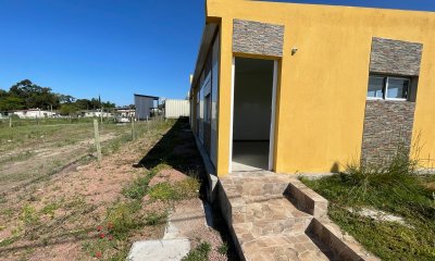 Tres Unidades Gemelas en Venta en un Mismo Padrón en Colonia del Sacramento