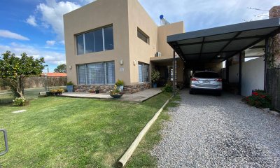 Casa En Venta - Zona Rambla Colonia