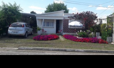 HERMOSA CASA EN TARARIRAS
