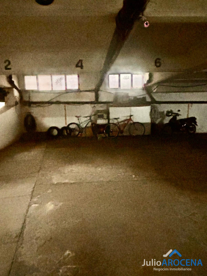 Cochera ID.1199 - DOBLE COCHERA EN EDIFICIO AMERICA PARA UN SOLO AUTO