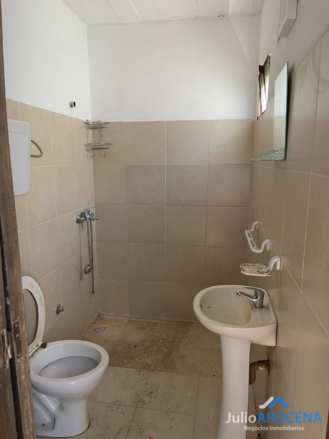 Galpón ID.834 - Galpón en Alquiler 