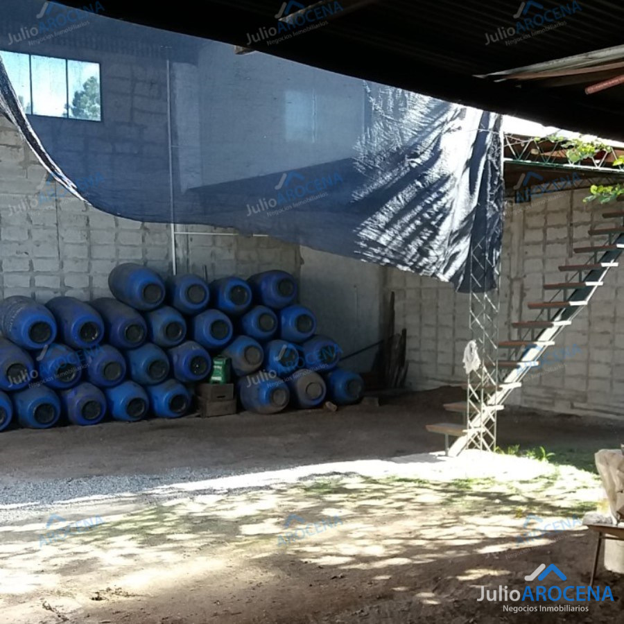 Galpón ID.1368 - HERMOSA CASA HABITACIÒN CON GALPON 