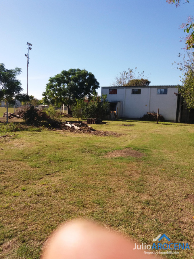 Galpón ID.1368 - HERMOSA CASA HABITACIÒN CON GALPON 