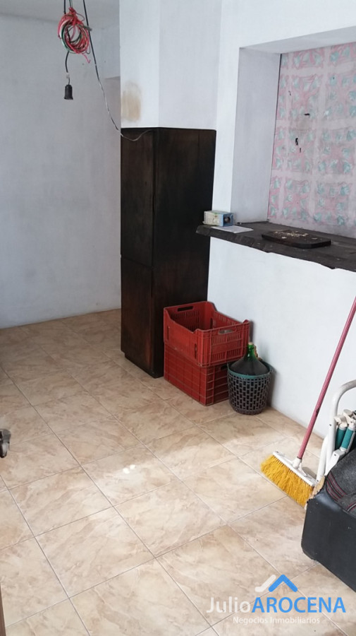 Galpón ID.1368 - HERMOSA CASA HABITACIÒN CON GALPON 