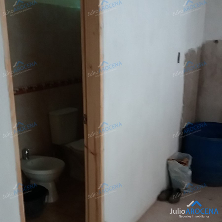 Galpón ID.1368 - HERMOSA CASA HABITACIÒN CON GALPON 