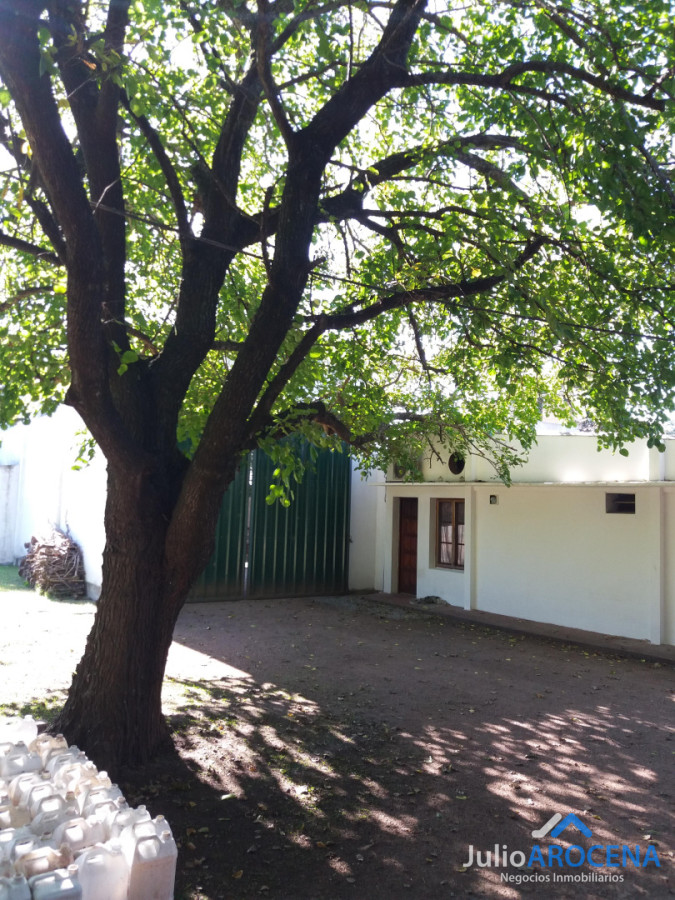 Galpón ID.1368 - HERMOSA CASA HABITACIÒN CON GALPON 