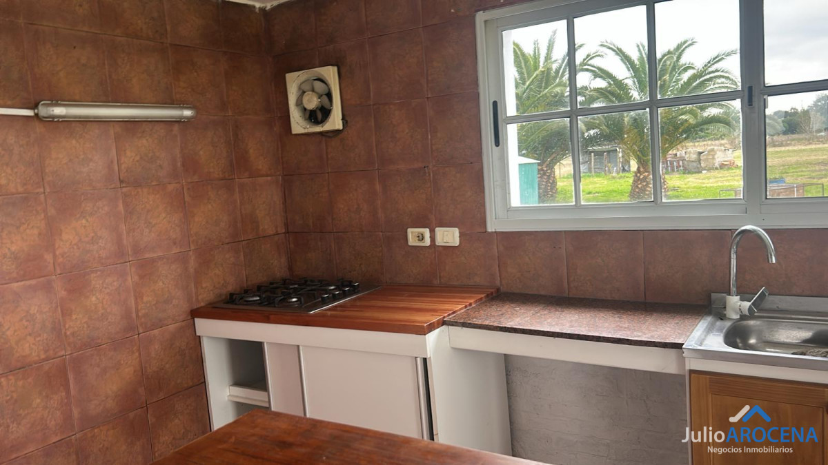 Chacra ID.1310 - HERMOSA CASA DE 6 DORMITORIOS 5 BAÑOS IDEAL PARA EMPRESAS - NEGOCIOS 