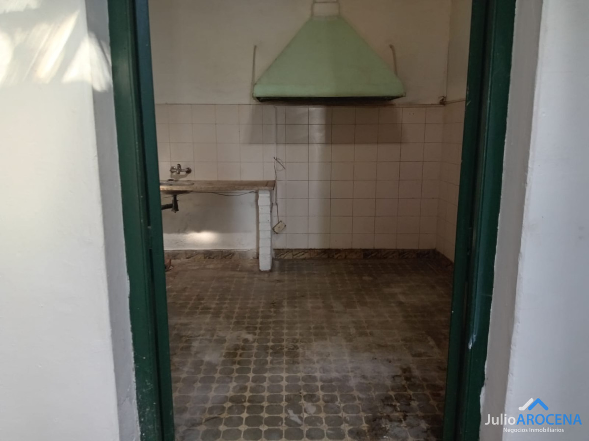 Local Comercial ID.1394 - EXCEPCIONAL LOCAL EN PLENO CENTRO DE COLONIA DE SACRAMENTO 