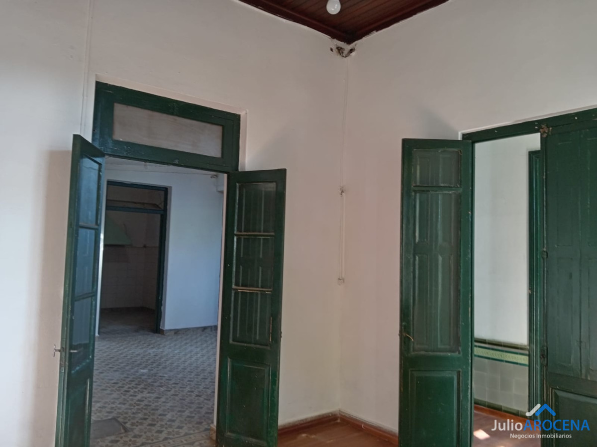 Local Comercial ID.1394 - EXCEPCIONAL LOCAL EN PLENO CENTRO DE COLONIA DE SACRAMENTO 