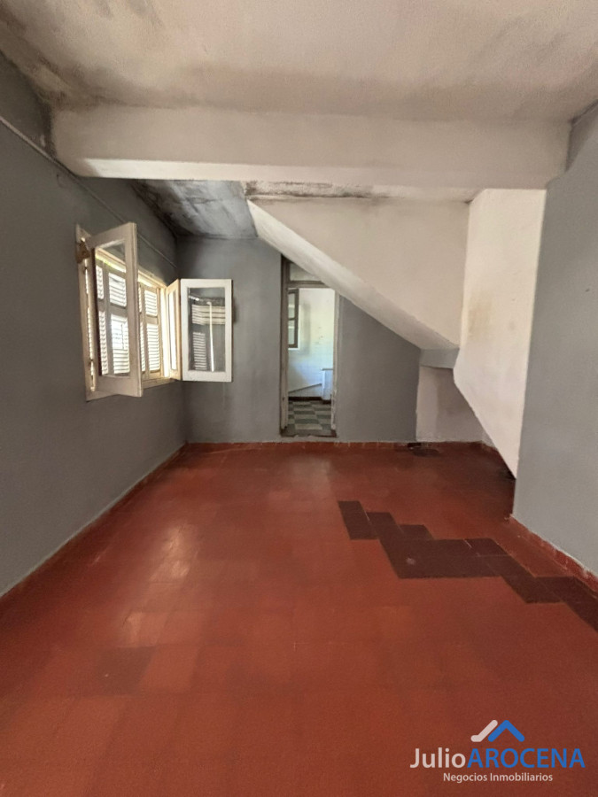 Local Comercial ID.1330 - AMPLIO LOCAL EN ZONA ESTRATEGICA DE COLONIA DE SACRAMENTO 