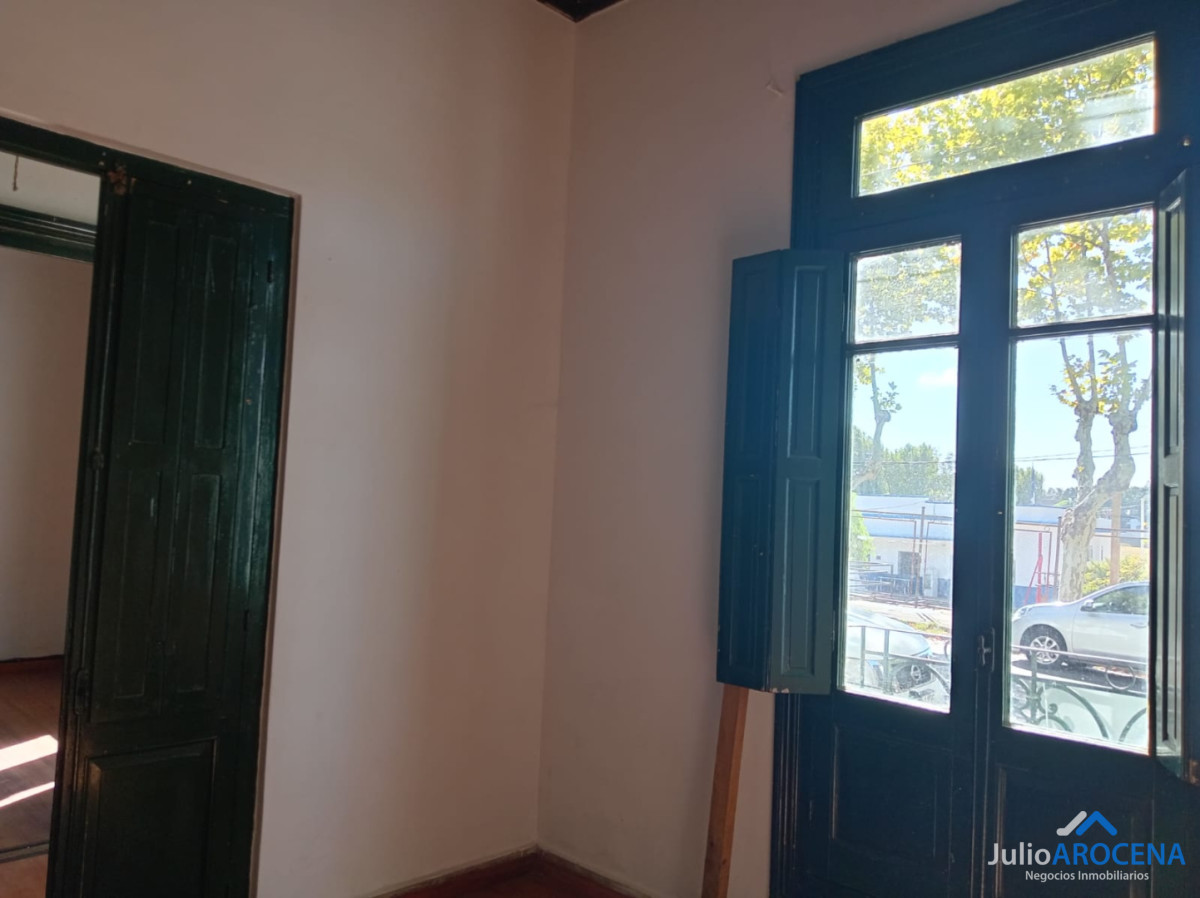 Local Comercial ID.1394 - EXCEPCIONAL LOCAL EN PLENO CENTRO DE COLONIA DE SACRAMENTO 