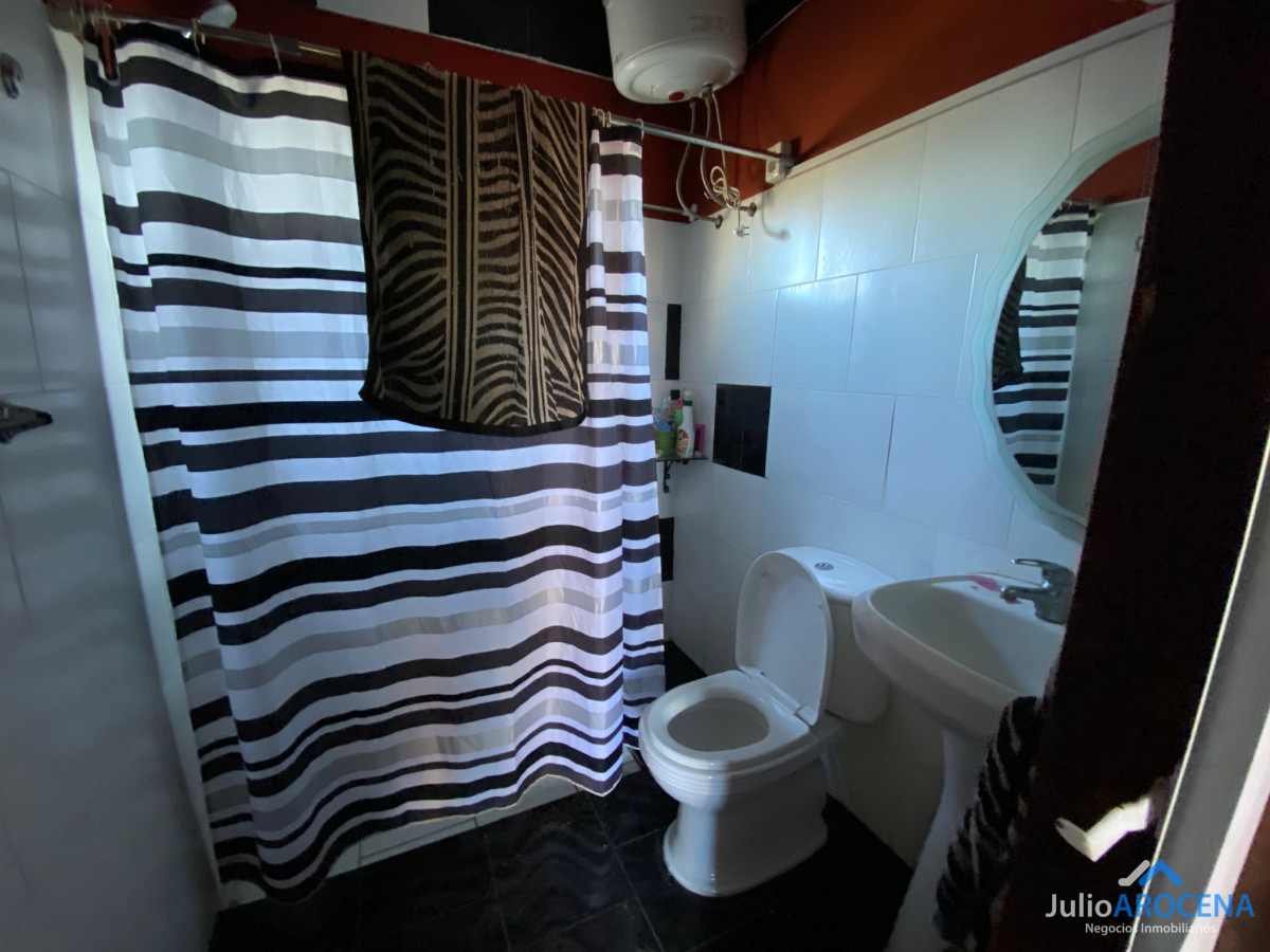 Local Comercial ID.626 - Local con cabaña en Colonia 