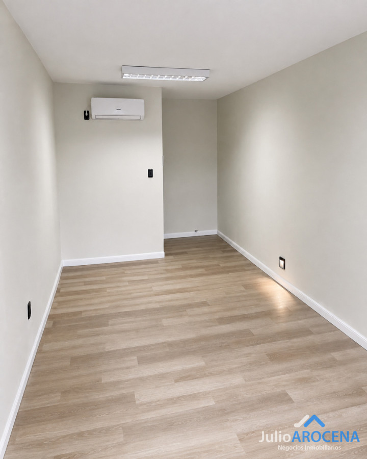 Local Comercial ID.1467 - LOCAL MODERNO EN ZONA CENTRO CON AIRE ACONDICIONADO