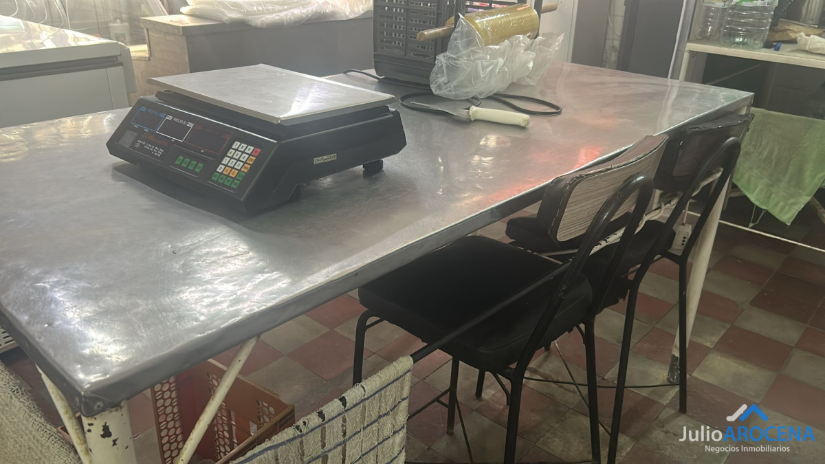 Local Comercial ID.1348 - OPORTUNIDAD IMPERDIBLE - CARNICERÍA COMPLETAMENTE EQUIPADA Y DE GRAN TRAYECTORIA