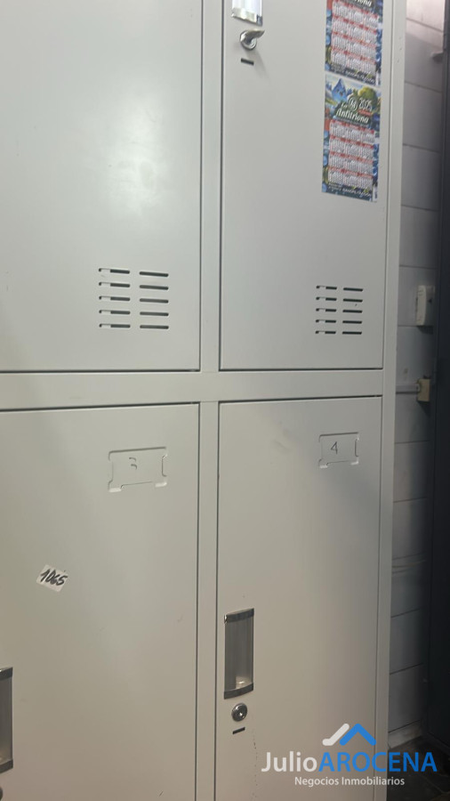 Local Comercial ID.1348 - OPORTUNIDAD IMPERDIBLE - CARNICERÍA COMPLETAMENTE EQUIPADA Y DE GRAN TRAYECTORIA