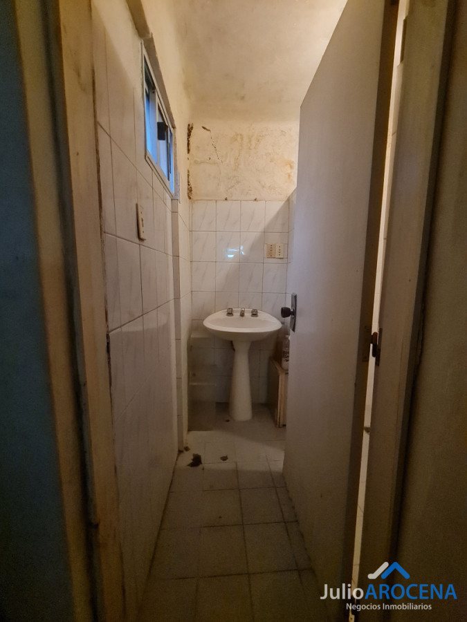 Local Comercial ID.1452 - INMUEBLE COMERCIAL CON MUCHO POTENCIAL