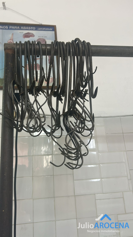 Local Comercial ID.1348 - OPORTUNIDAD IMPERDIBLE - CARNICERÍA COMPLETAMENTE EQUIPADA Y DE GRAN TRAYECTORIA