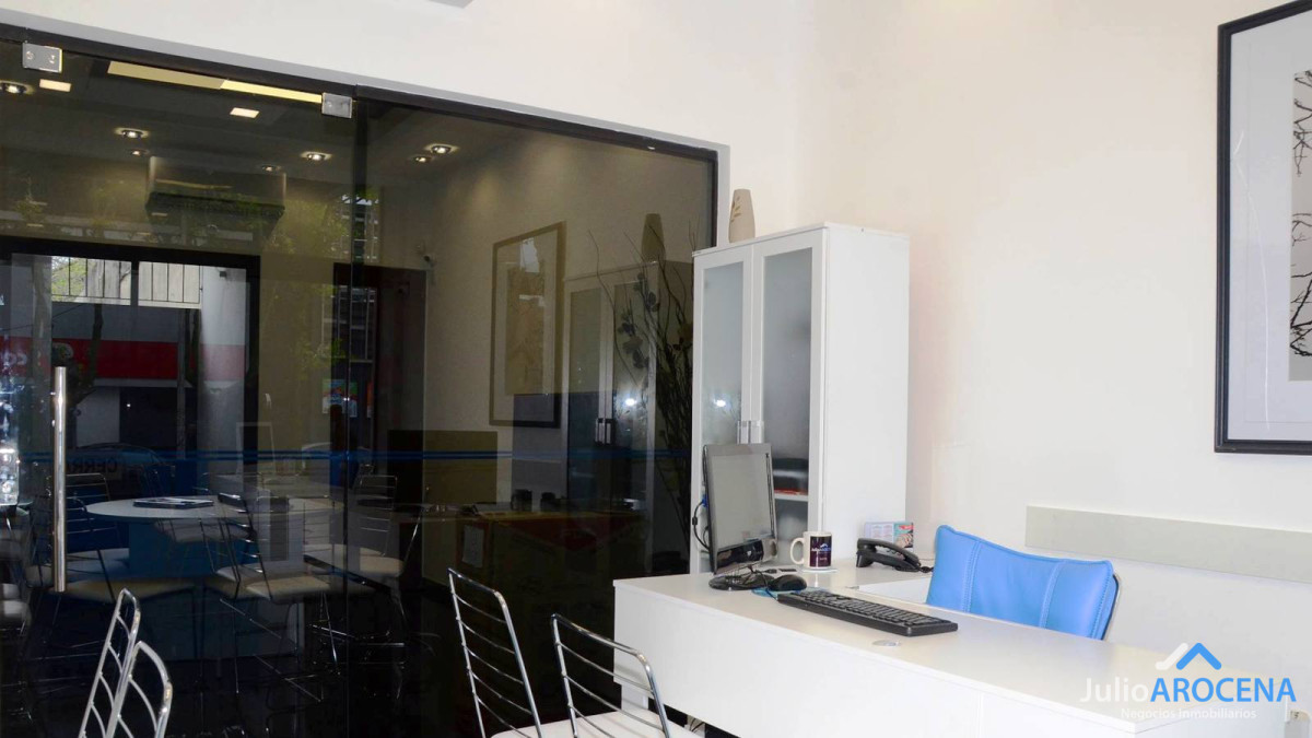 Local Comercial ID.916 - Hermoso local comercial en zona clave de Colonia