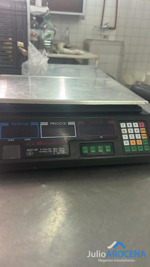 Local Comercial ID.1348 - OPORTUNIDAD IMPERDIBLE - CARNICERÍA COMPLETAMENTE EQUIPADA Y DE GRAN TRAYECTORIA