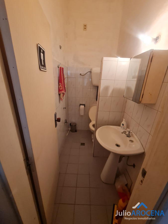 Local Comercial ID.1452 - INMUEBLE COMERCIAL CON MUCHO POTENCIAL