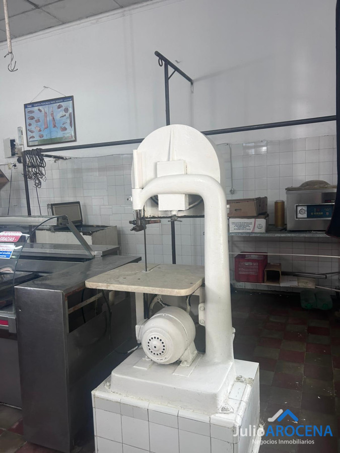 Local Comercial ID.1348 - OPORTUNIDAD IMPERDIBLE - CARNICERÍA COMPLETAMENTE EQUIPADA Y DE GRAN TRAYECTORIA