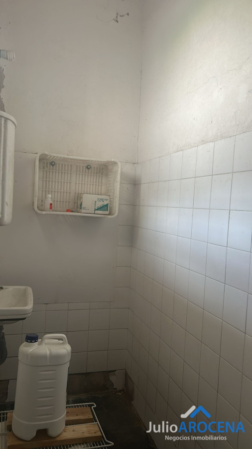 Local Comercial ID.1348 - OPORTUNIDAD IMPERDIBLE - CARNICERÍA COMPLETAMENTE EQUIPADA Y DE GRAN TRAYECTORIA