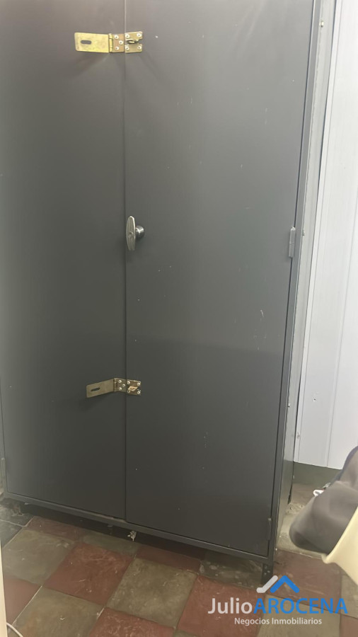 Local Comercial ID.1348 - OPORTUNIDAD IMPERDIBLE - CARNICERÍA COMPLETAMENTE EQUIPADA Y DE GRAN TRAYECTORIA