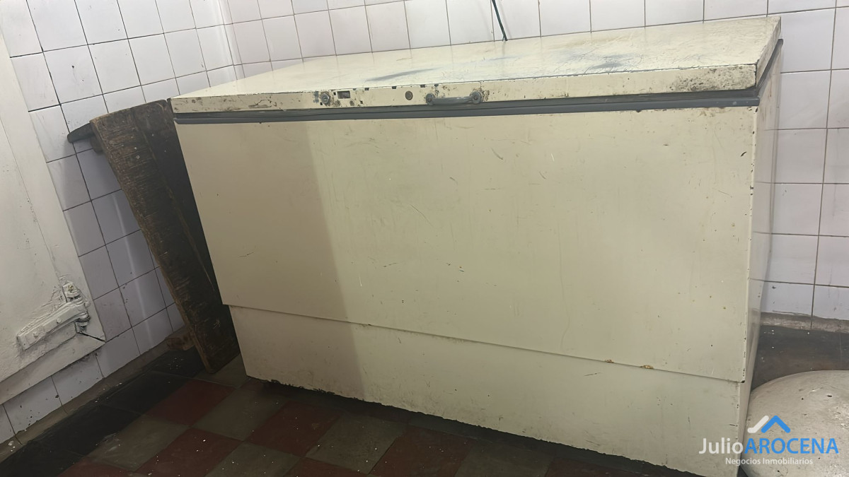 Local Comercial ID.1348 - OPORTUNIDAD IMPERDIBLE - CARNICERÍA COMPLETAMENTE EQUIPADA Y DE GRAN TRAYECTORIA