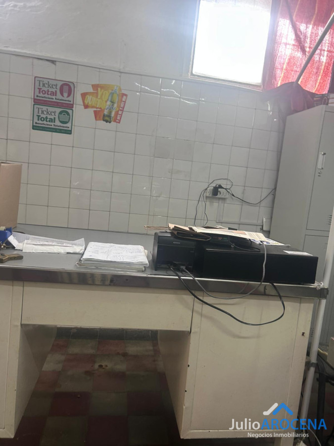 Local Comercial ID.1348 - OPORTUNIDAD IMPERDIBLE - CARNICERÍA COMPLETAMENTE EQUIPADA Y DE GRAN TRAYECTORIA