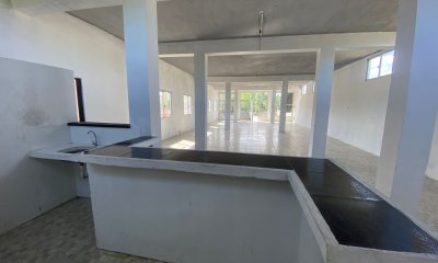 En Venta, Permuta, Financia Amplio Local Comercial En Colonia