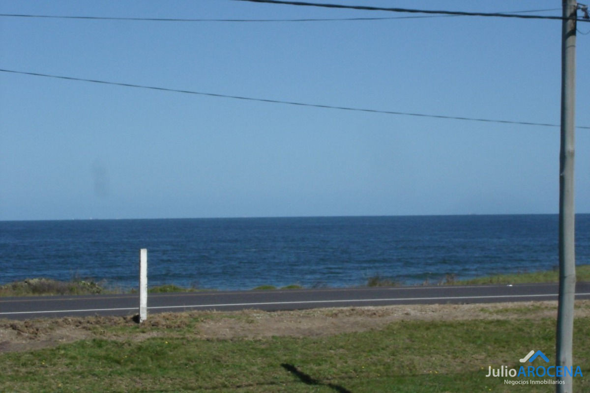 Terreno ID.377 - Terreno en 2da fila Ruta 10 