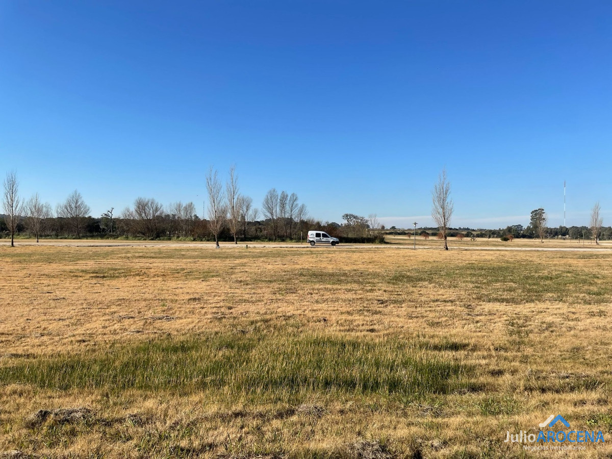 Terreno ID.1070 - Terreno de 1500 m² en Venta - Barrio Privado Sheraton Golf, Colonia