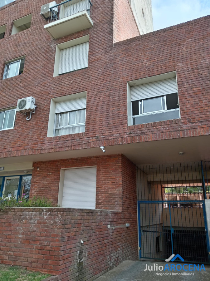 Apartamento ID.1399 - HERMOSO APARTAMENTO EN CENTRO DE COLONIA 