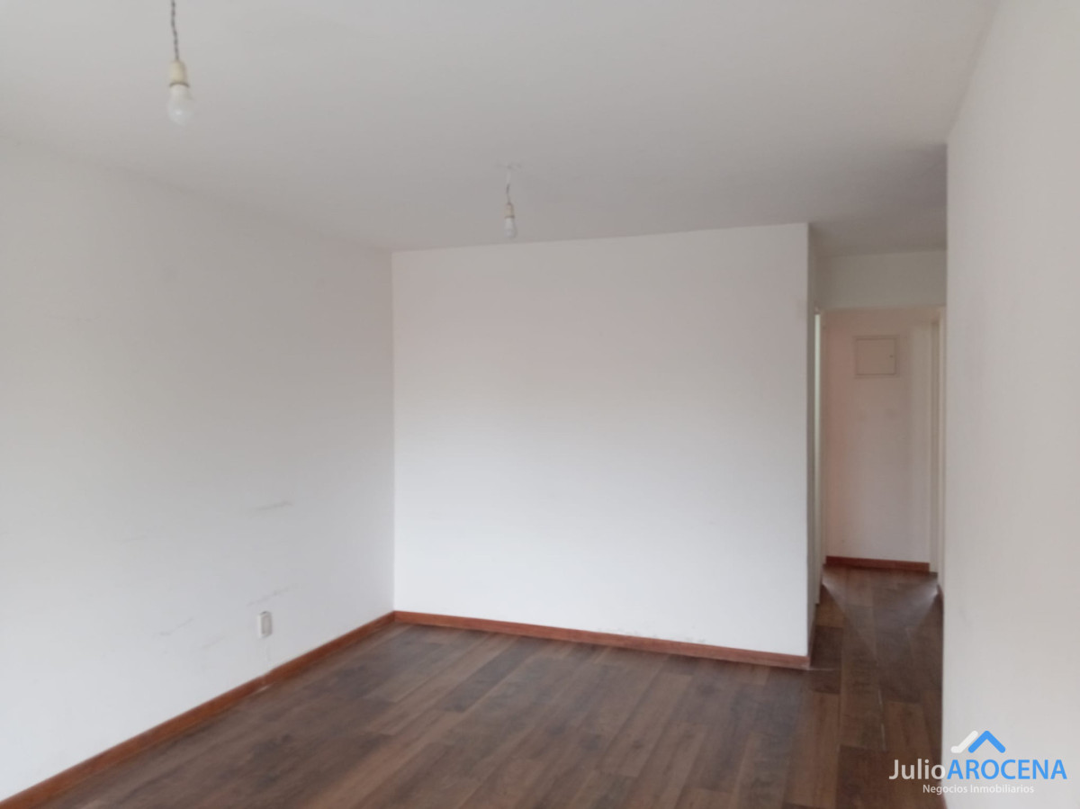 Apartamento ID.1399 - HERMOSO APARTAMENTO EN CENTRO DE COLONIA 