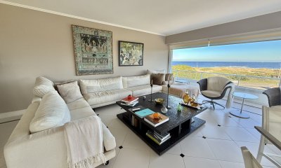 Venta Penthouse 6 dormitorios en Playa Brava, Punta del Este