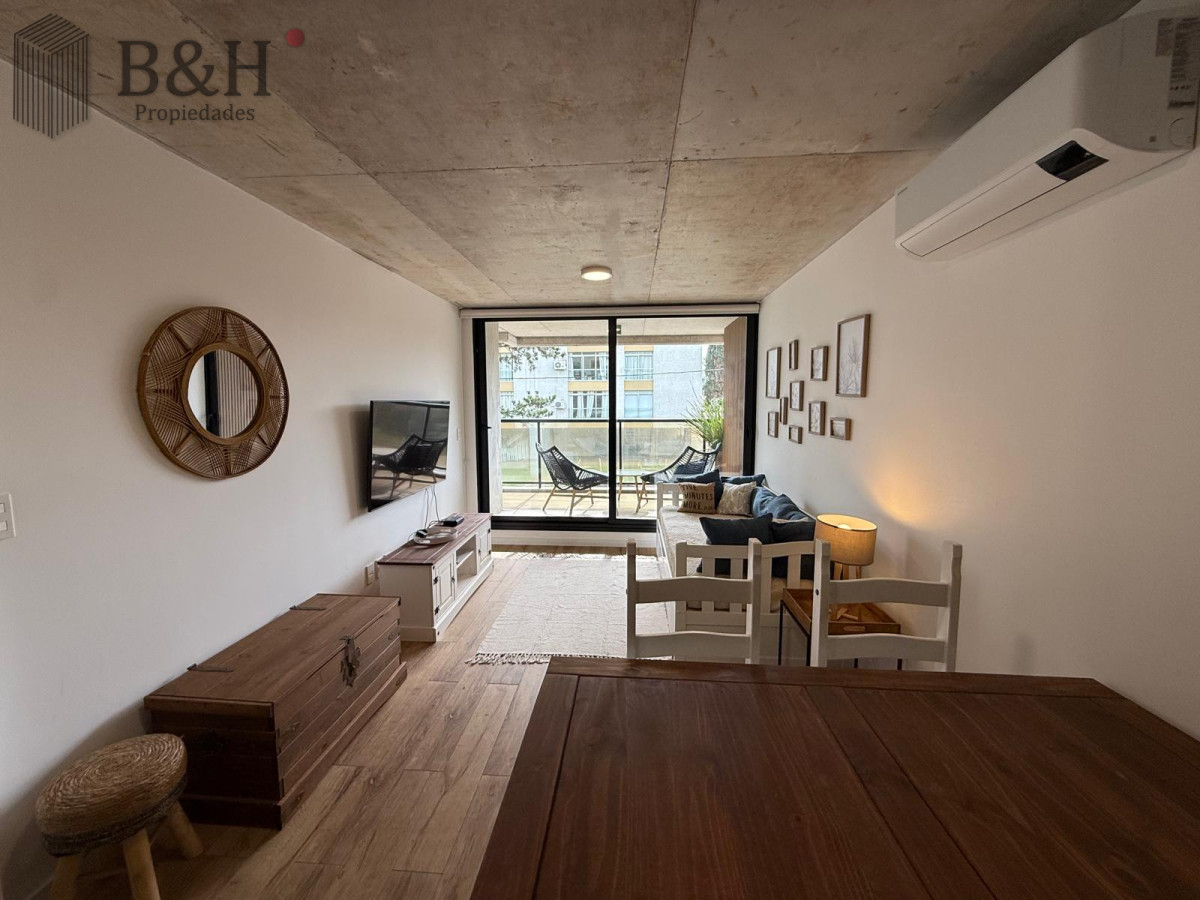 Apartamento ID.6427 - Venta Primera linea Mansa 