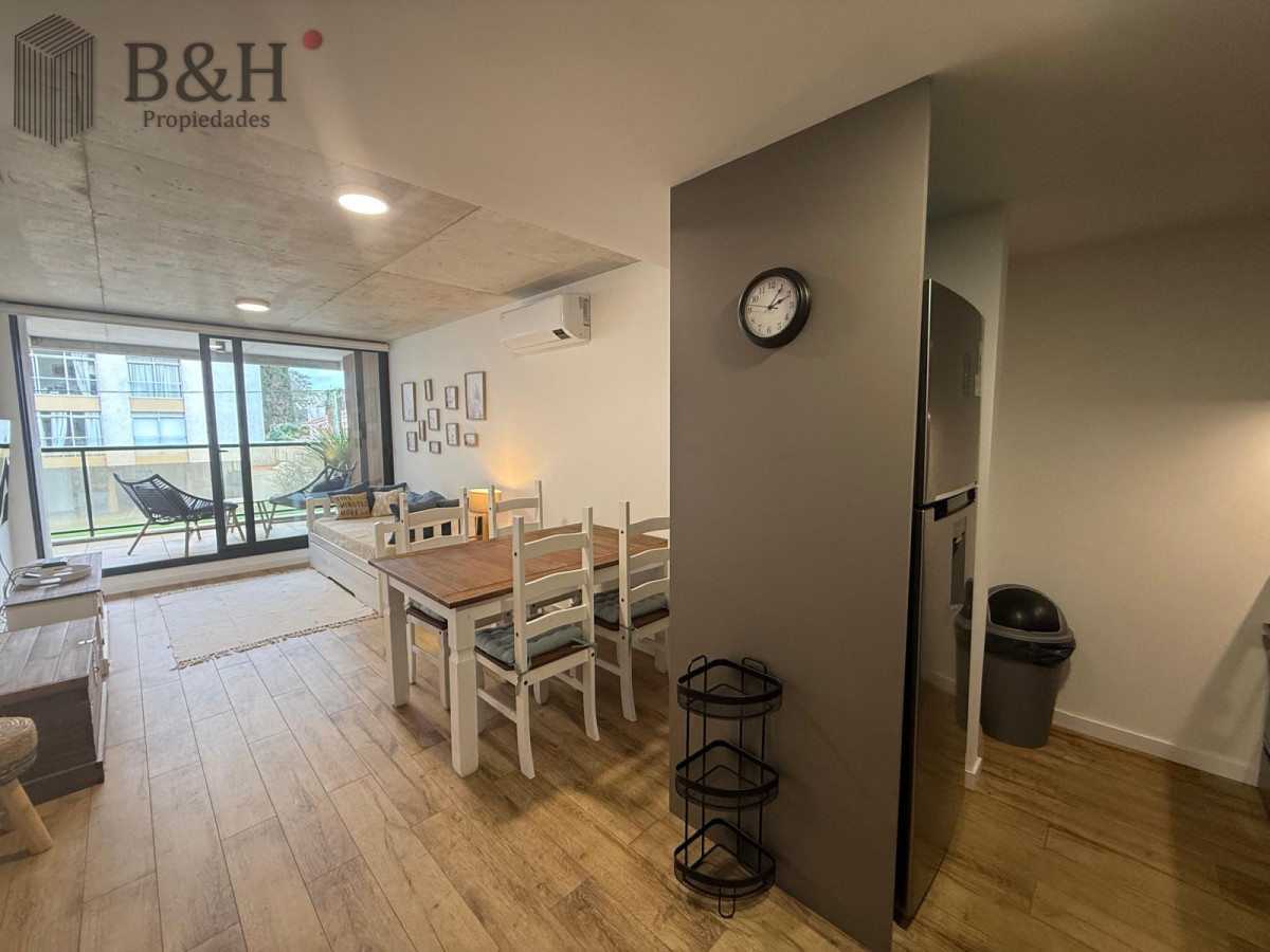 Apartamento ID.6427 - Venta Primera linea Mansa 
