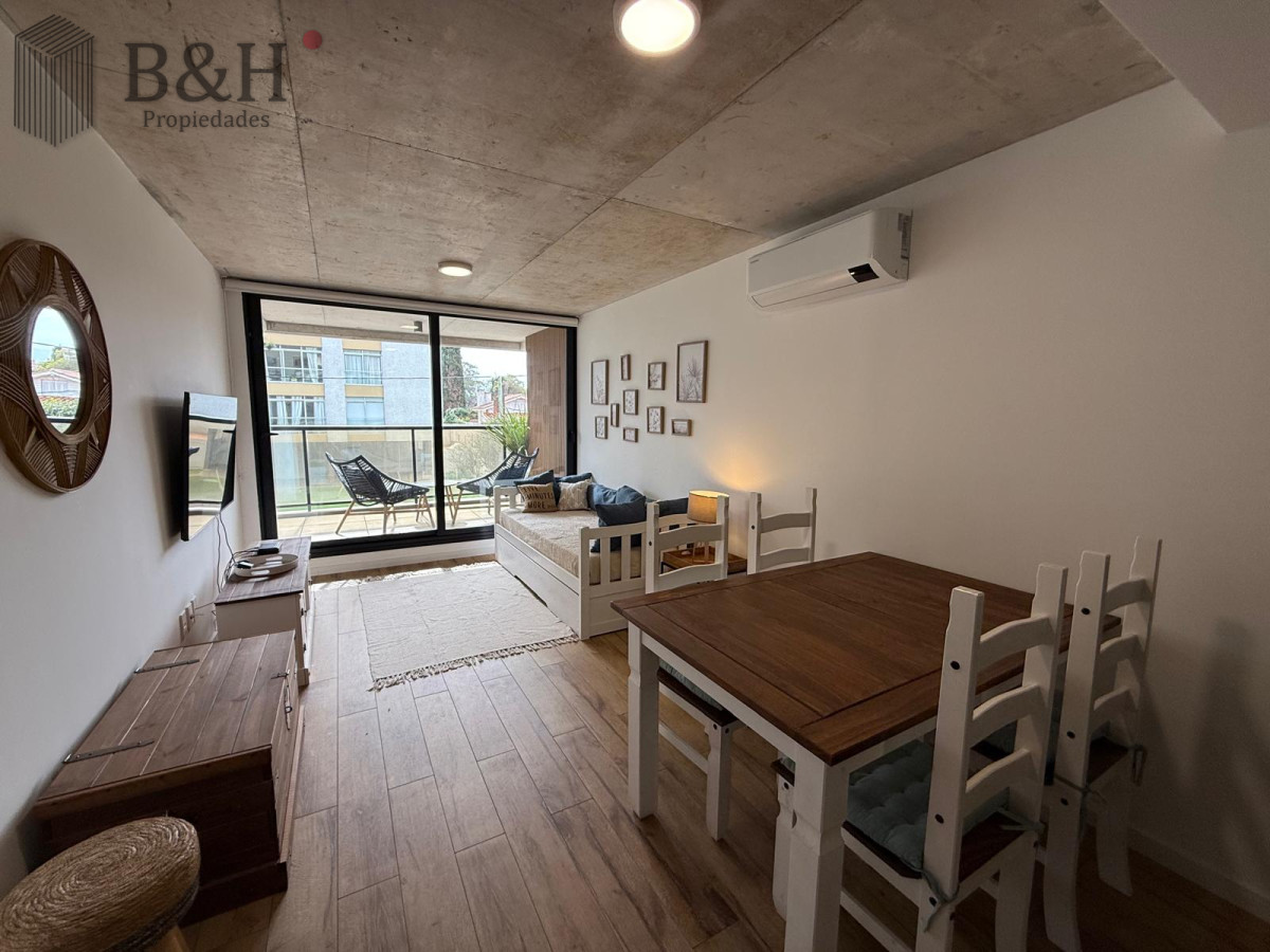 Apartamento ID.6427 - Venta Primera linea Mansa 