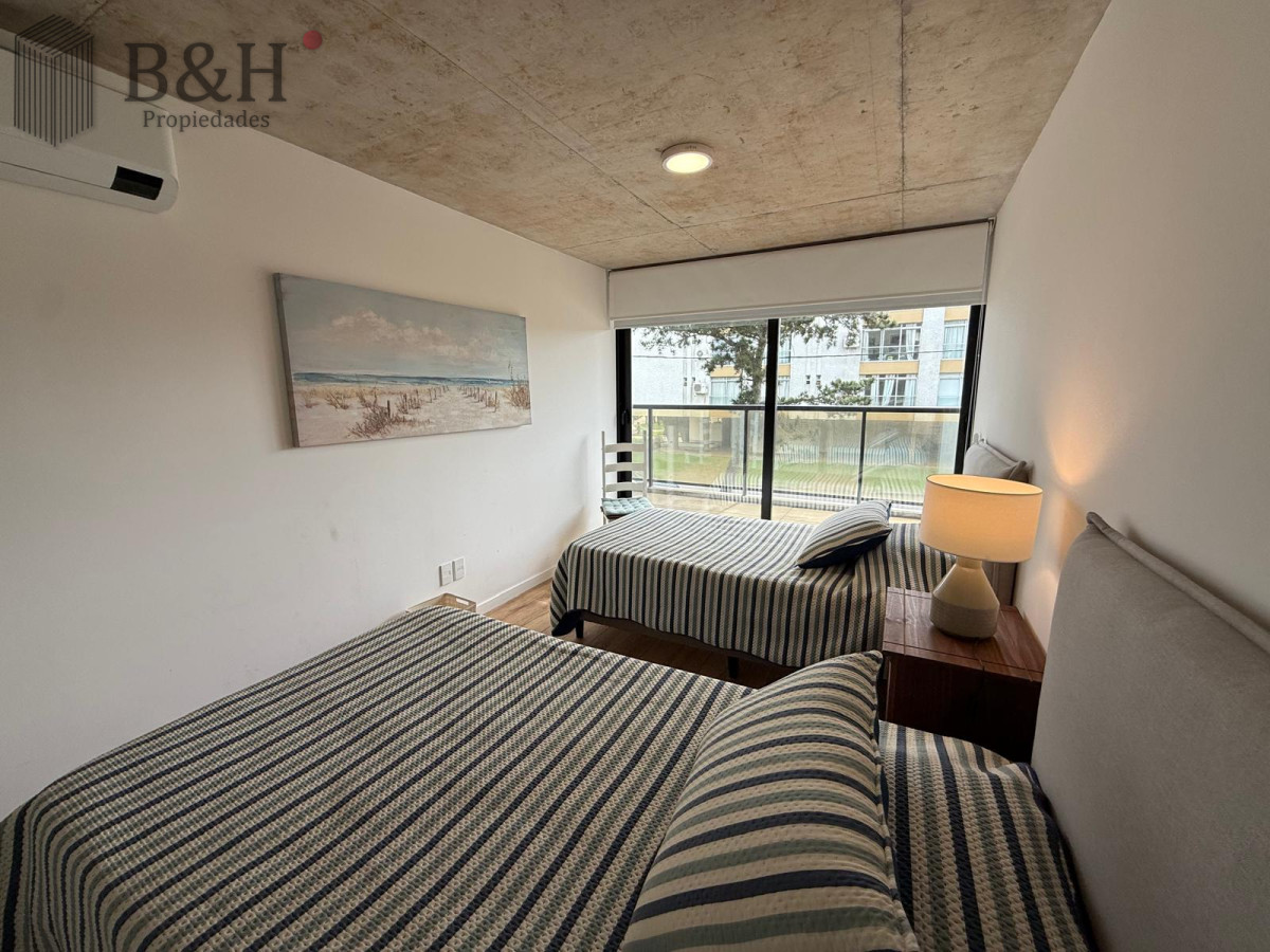 Apartamento ID.6427 - Venta Primera linea Mansa 