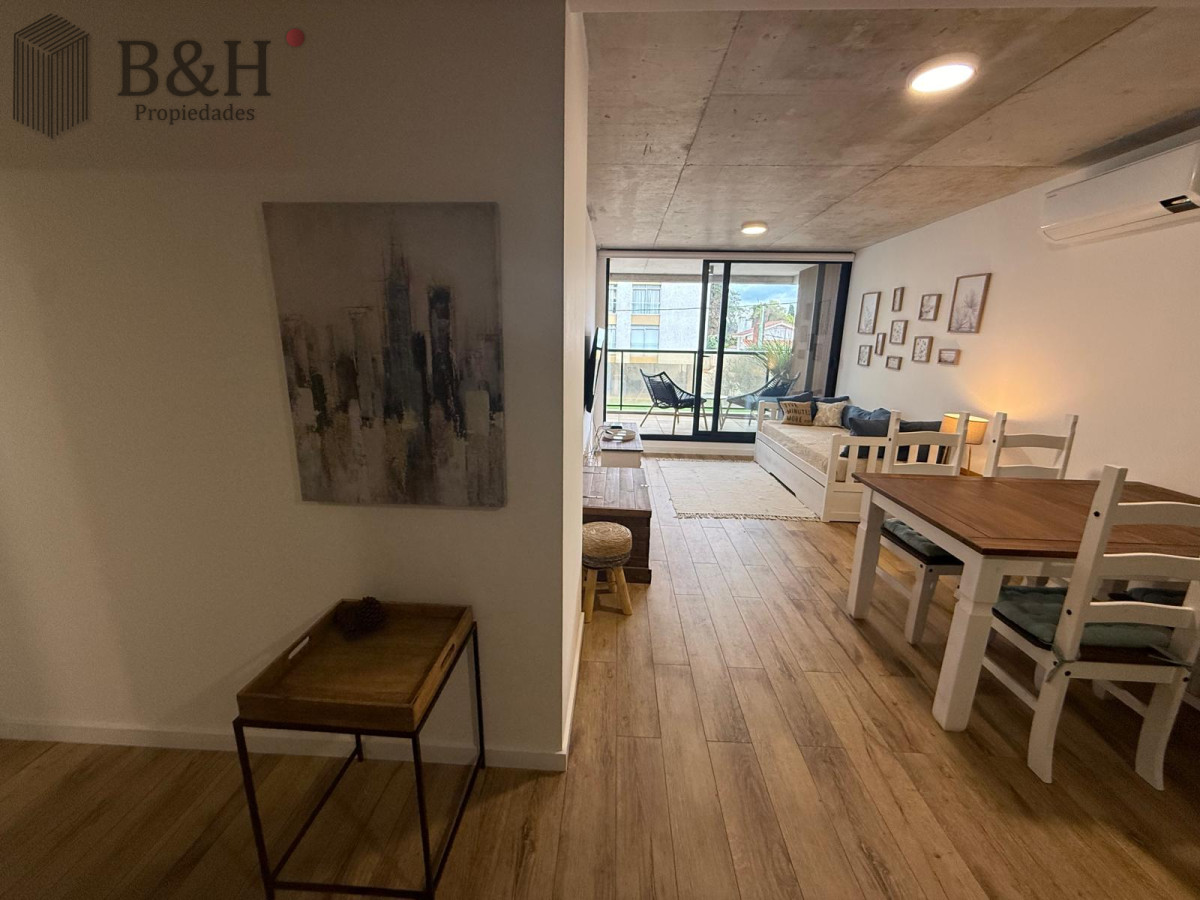 Apartamento ID.6427 - Venta Primera linea Mansa 