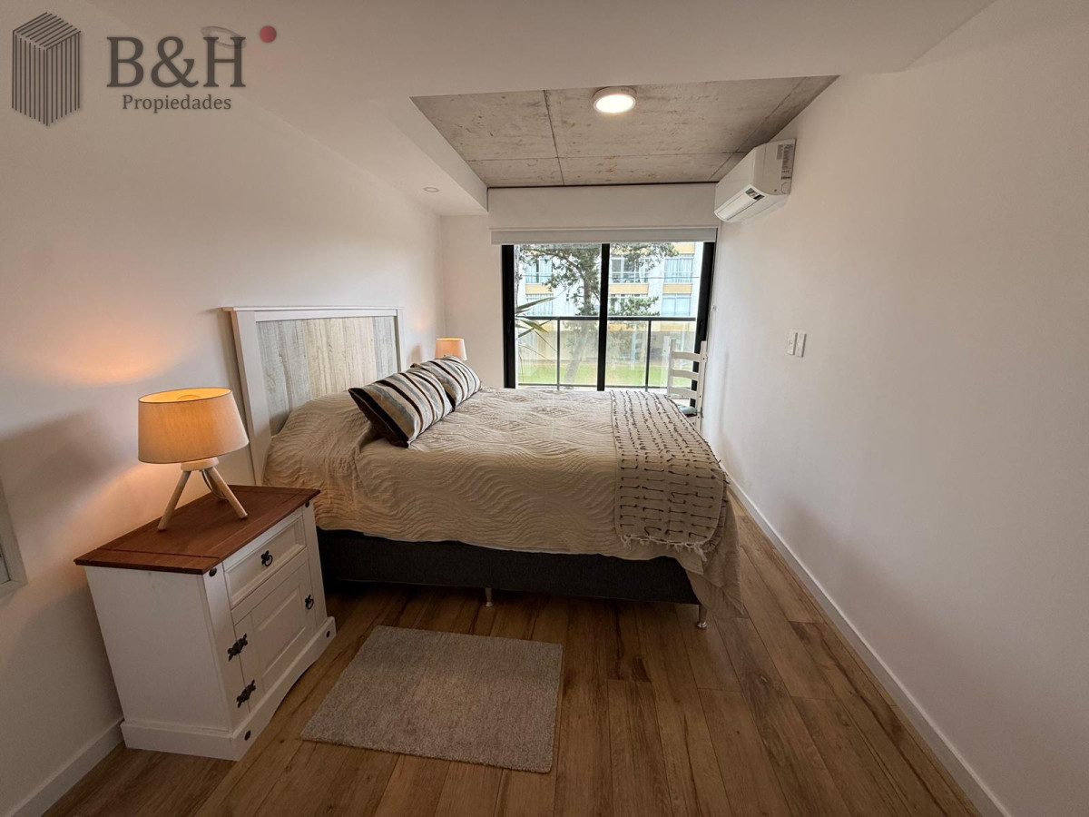 Apartamento ID.6427 - Venta Primera linea Mansa 