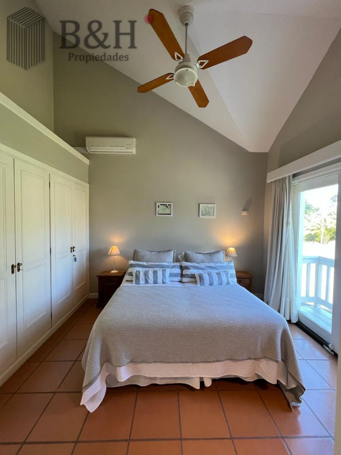 Casa ID.3727 - Casa - Playa Mansa
