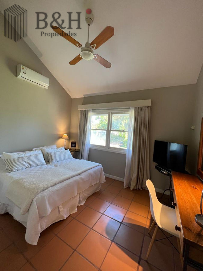 Casa ID.3727 - Casa - Playa Mansa