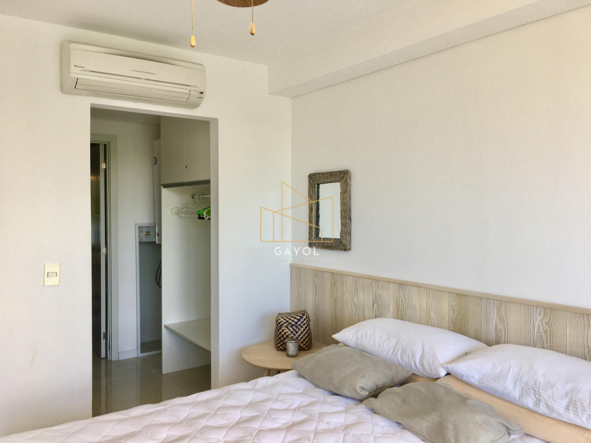 Apartamento ID.760 - Venta departamento Playa Brava  2 dormitorios   2 baños