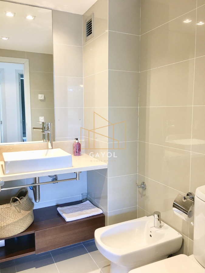 Apartamento ID.760 - Venta departamento Playa Brava  2 dormitorios   2 baños