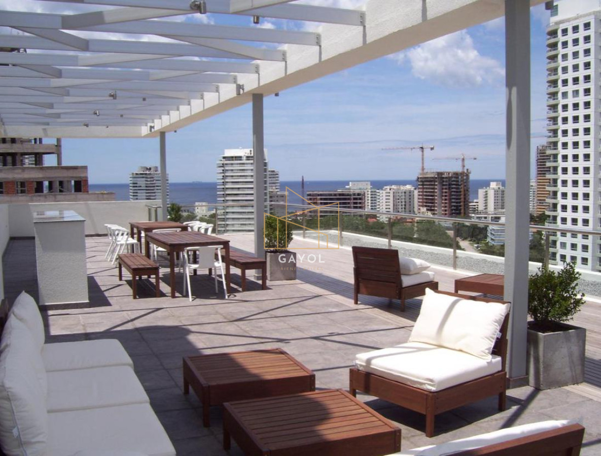Apartamento ID.760 - Venta departamento Playa Brava  2 dormitorios   2 baños