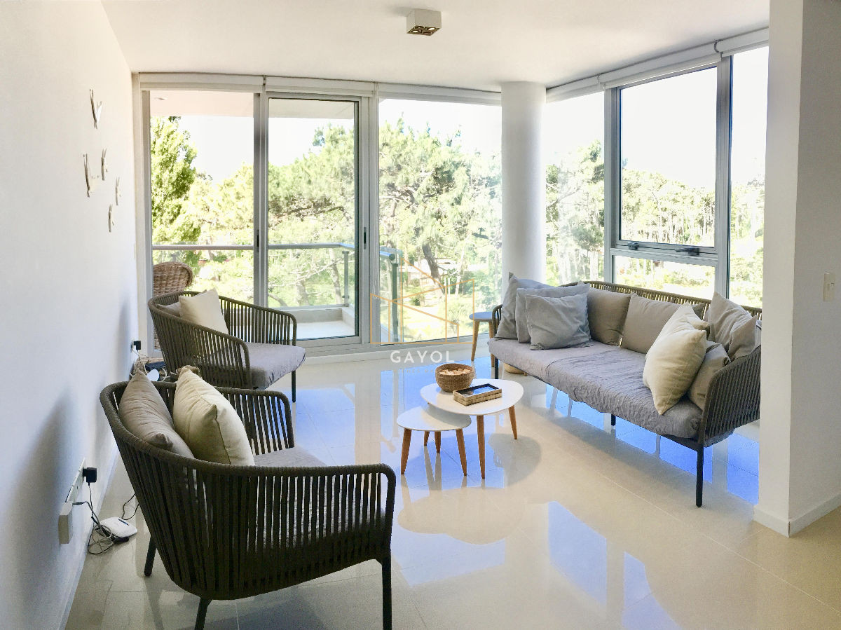 Apartamento ID.760 - Venta departamento Playa Brava  2 dormitorios   2 baños