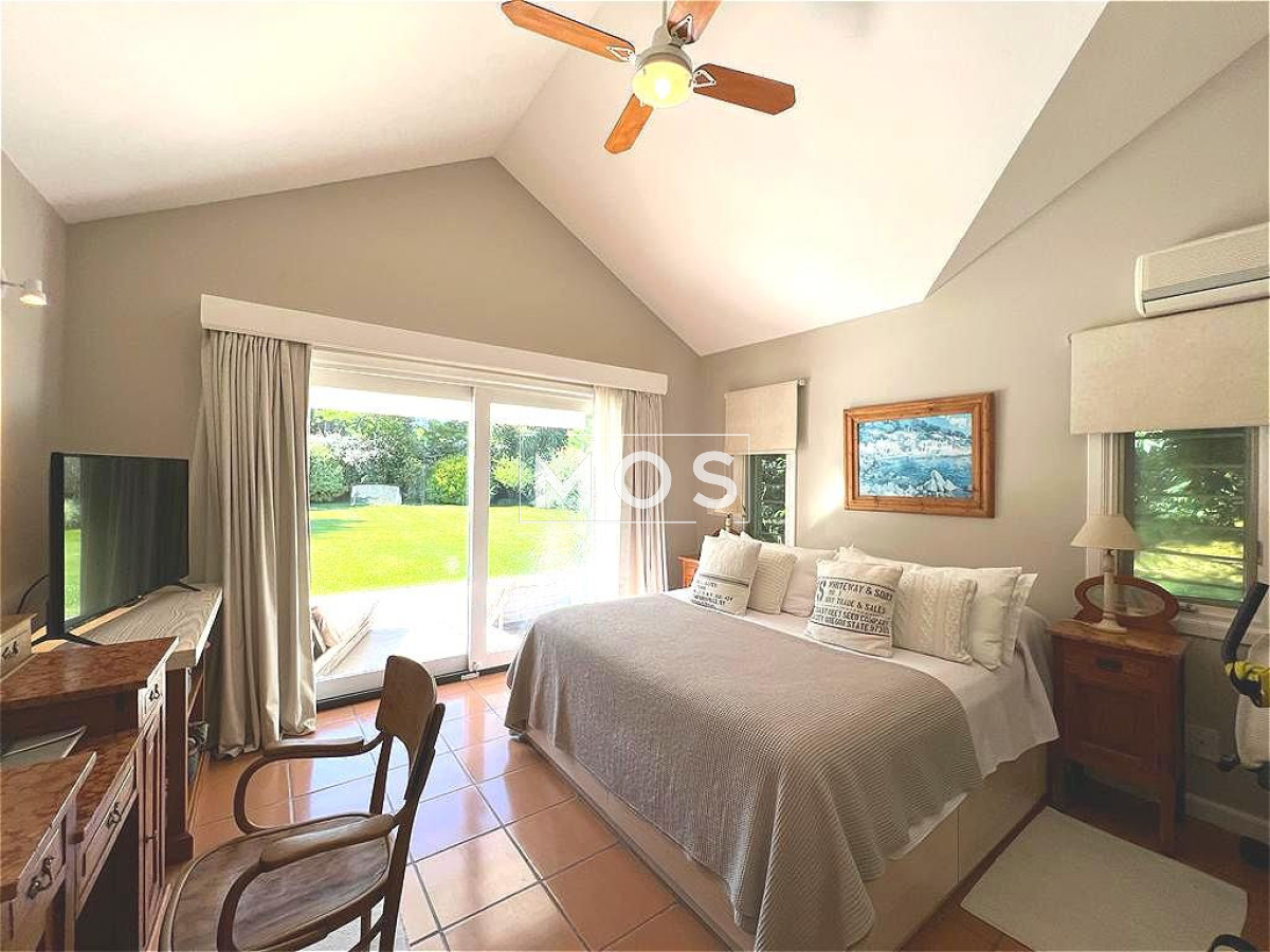Casa ID.2735 - Casa - Playa Mansa