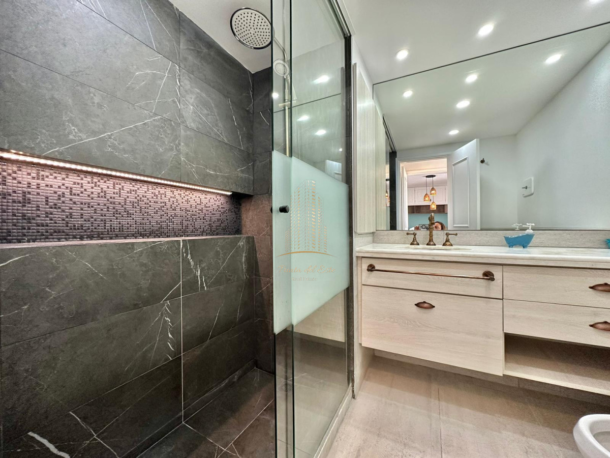 Apartamento ID.836 - Venta apartamento Playa Brava , Punta del Este