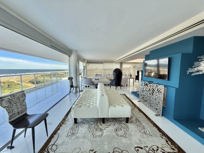 Venta - Primera linea brava Apartamento de categoría Premium